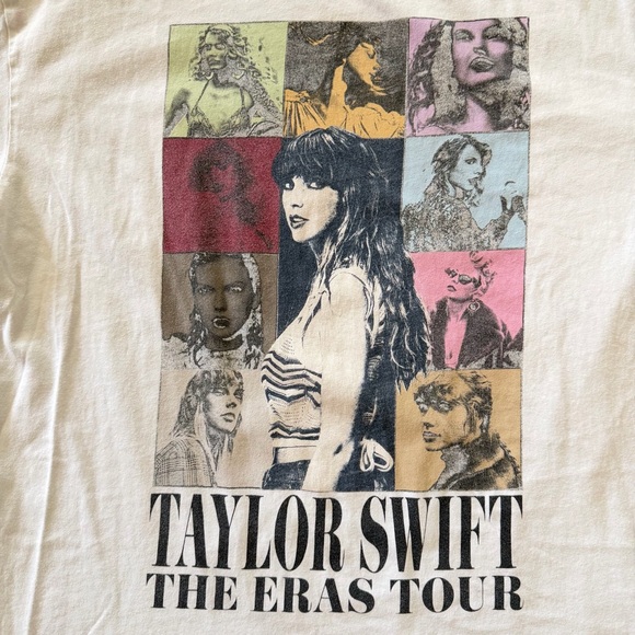 Taylor Swift Eras Tour 2023 Licensed Tee MEDIUM EUC - Picture 3 of 4